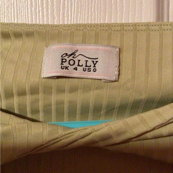 Green long sleeve mini dress from Oh Polly in size 0 - Picture 4 of 4